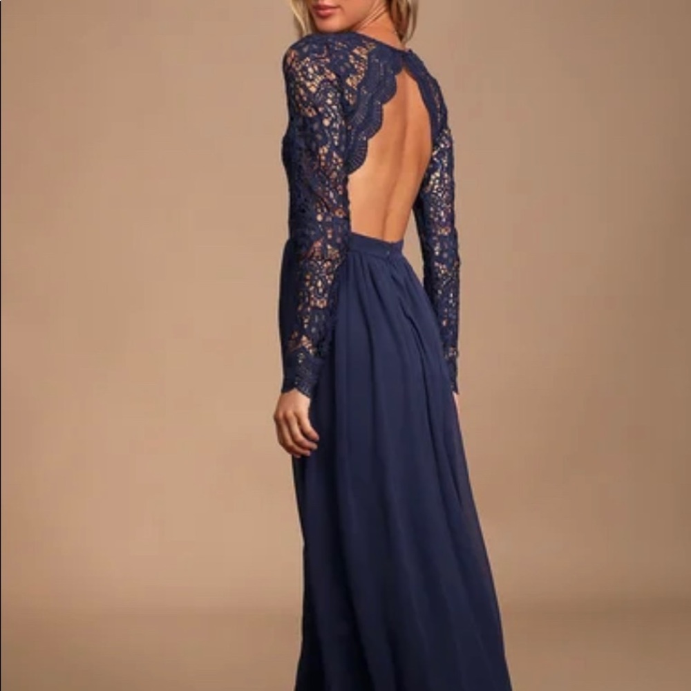 Long Sleeve Maxi Dress with keyhole back